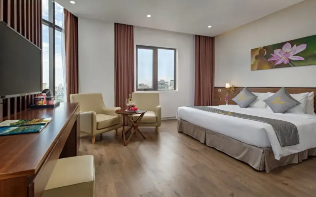 Diamond Beach Hotel