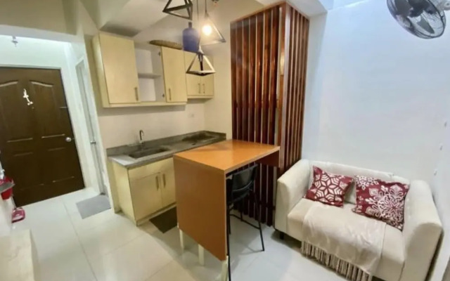 1BR Haven in Royal Garden Residences