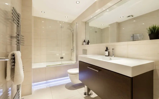 2 Bdr In Knightsbridge By The Residences