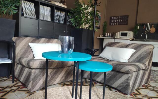 Via Verdi 5, Gli Affreschi