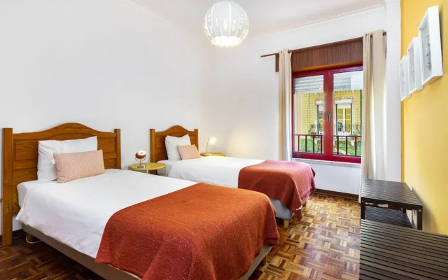 Damasceno Large Apartment