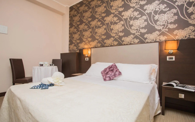 Lalla and Villa Orly Hotel