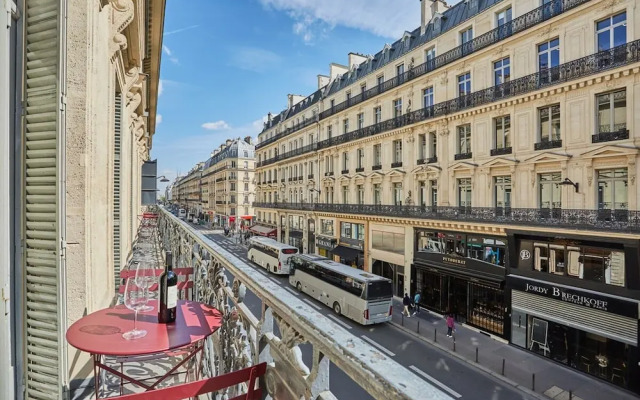 4 Rooms Apartment Opera Vendome