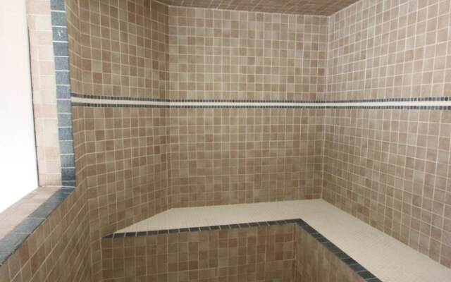 Captiva 1 Bedroom Condo by RedAwning