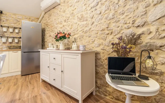 Amazing Home in Zaton With 1 Bedrooms and Wifi