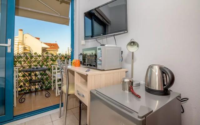 Le Petit 1 Bed Apartment in Orestiada