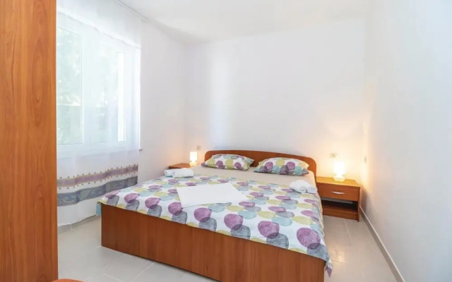 Amazing Home in Klenovica With Wifi and 3 Bedrooms
