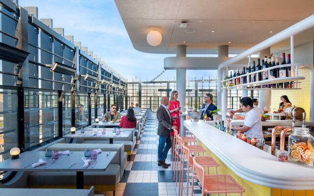 Hotel Indigo Adelaide Markets by IHG