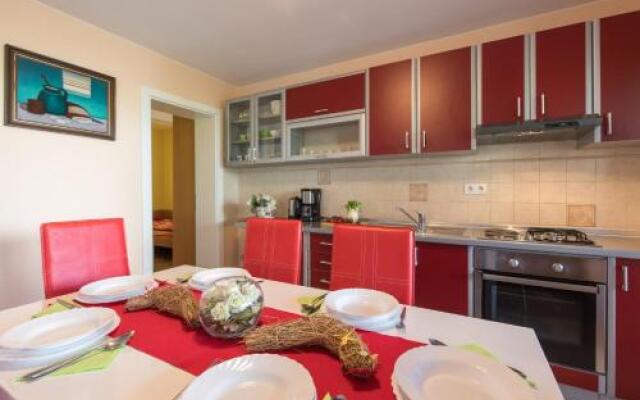 Apartment Josip Malin