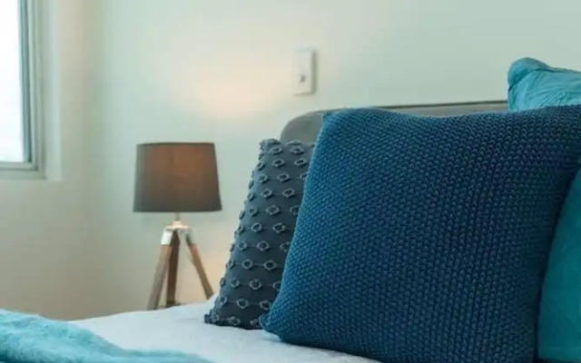 The Cove @ New Port-Pool - Spa - Sauna - Gym & More