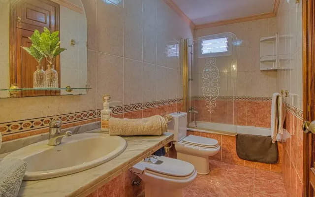 3 Bed-room & Wifi-radazul -sea View and Balcony