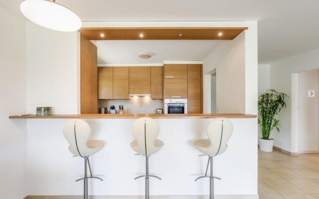 Beautiful and cozy apartment for families with a large garden terrace in Blonay by GuestLee – Guest Rooms – Blonay - Saint-Legier