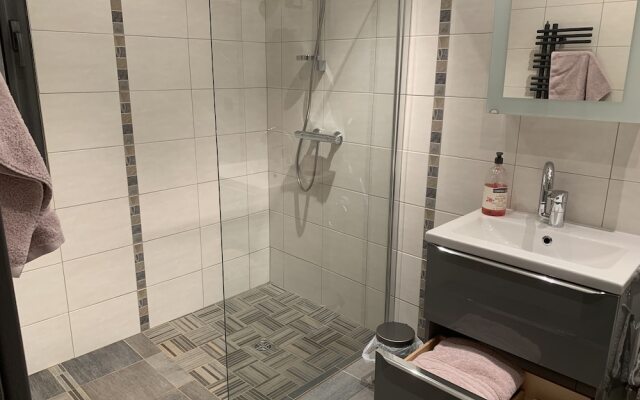 Domaine de la Rue de la Tour SAS