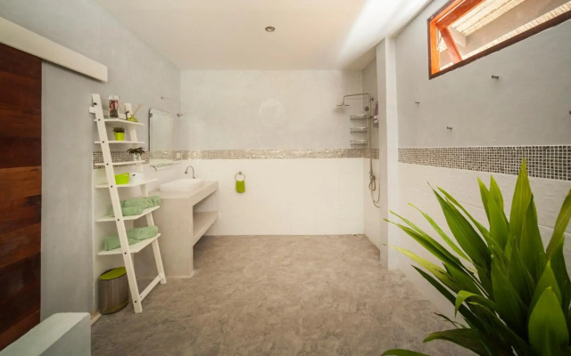 Sand Shine Villa