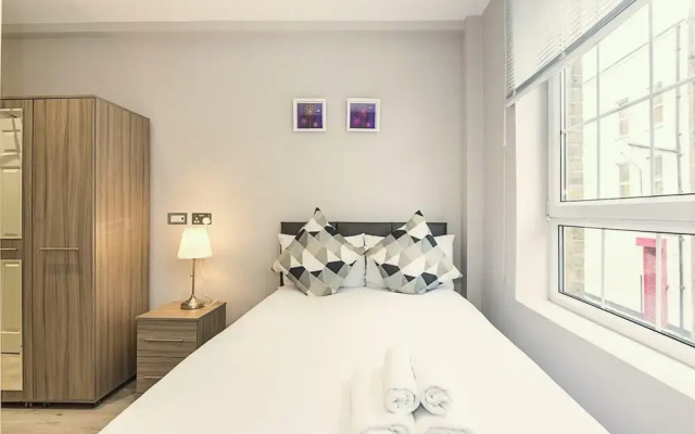 Toynbee Street Ro 2 · Cozy Room Near Whitechapel Gallery