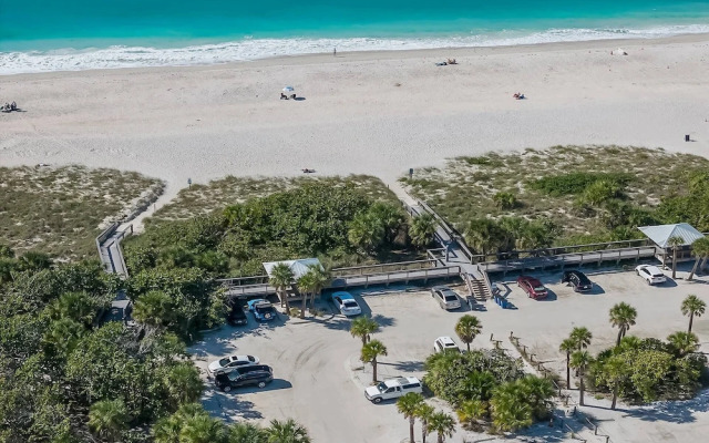 Nokomis Home Close to Beach