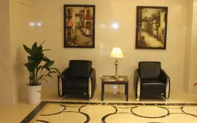 Wenfeng Chengshi Hotel (Rugao Changjiang Town)