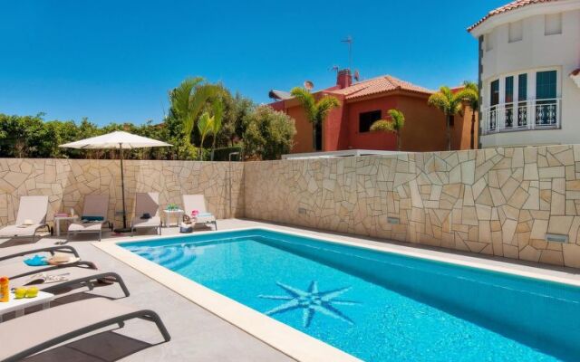Villa Curie in Sonnenland with Pool