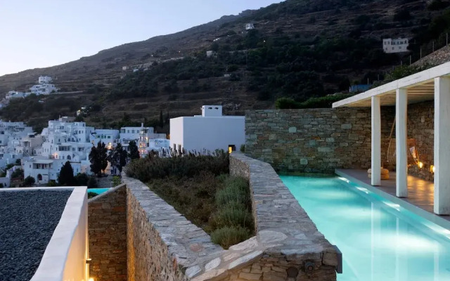 House Y in Kardiani Tinos