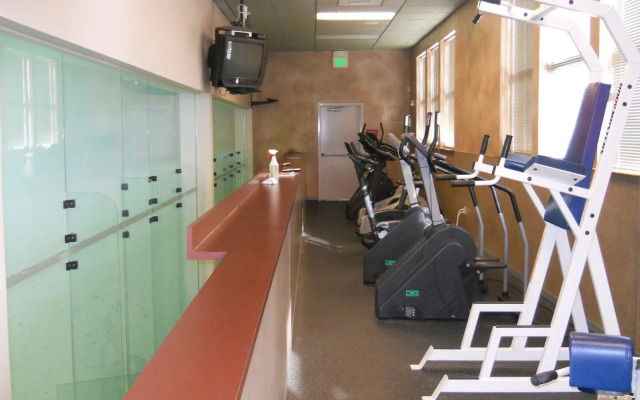 GuestHouse Inn & Suites Hotel Poulsbo