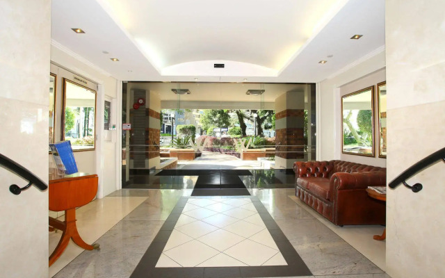 Waterways Luxury Apartments
