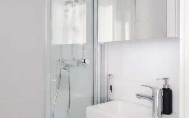 Modern Studio Apartment in Lönnrotinkatu