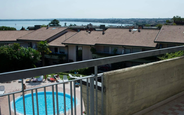 Kristall Lago Residence