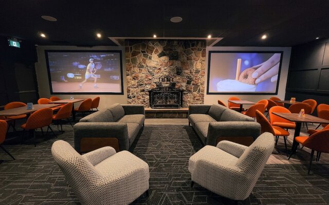 The Hotel at Falcon lake