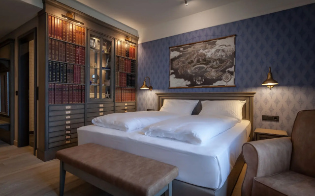 Europa-Park Freizeitpark & Erlebnis-Resort, Hotel Krønasår