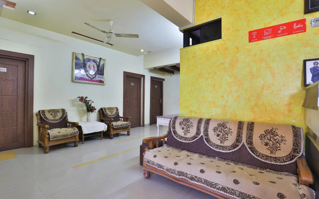 OYO 27689 Hotel Haveli Inn