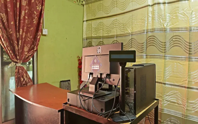 OYO 90664 Rabi Hotel