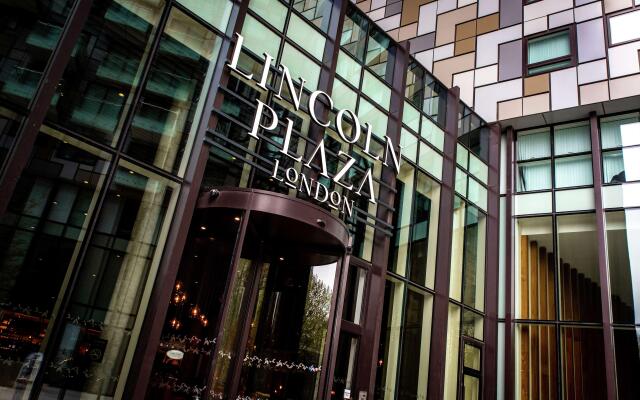 Lincoln Plaza London, Curio Collection by Hilton