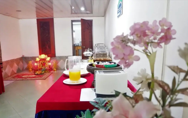 Lyly Hotel