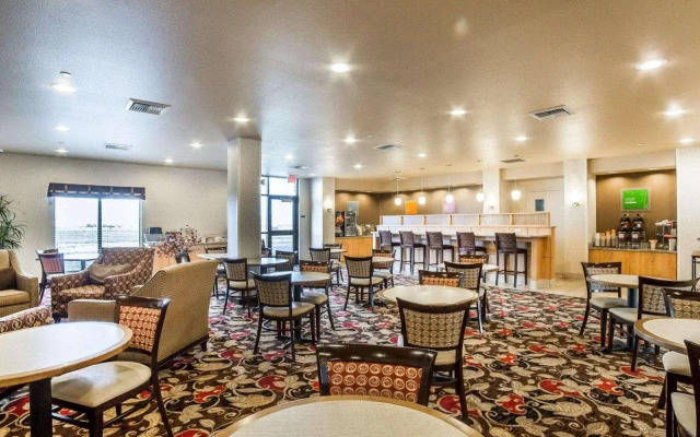 Comfort Suites Helena Airport