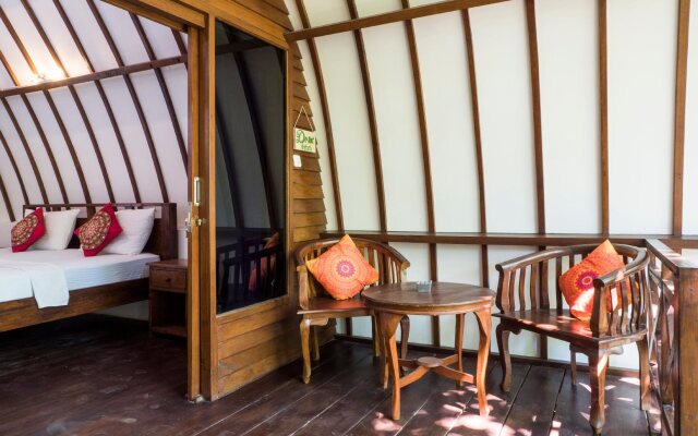 Gili Turtle Beach Resort