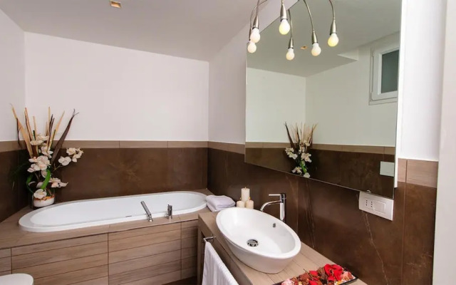 Villa Surya 8 2 in Scacciano