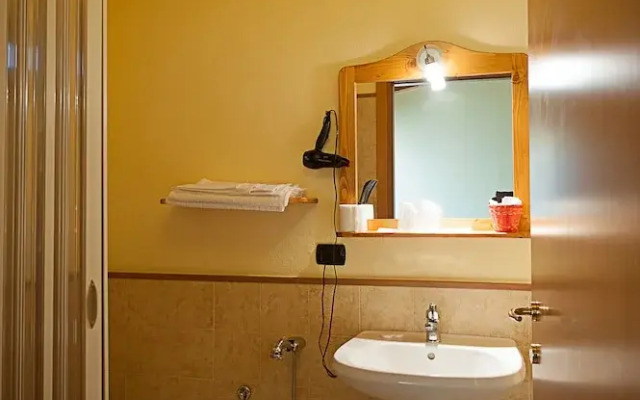 Albergo Tripoli - Guest House