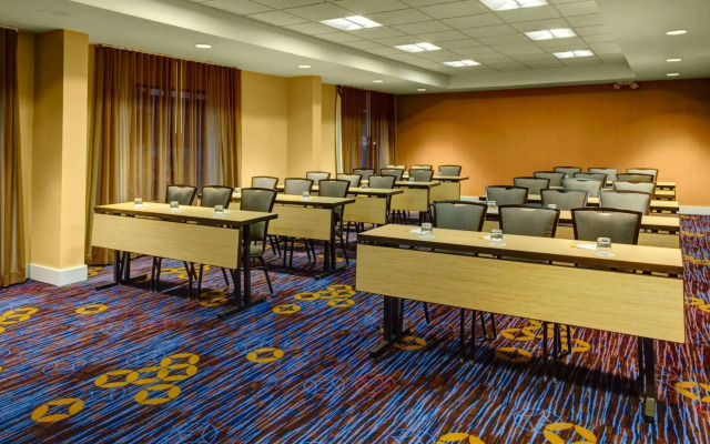 Courtyard By Marriott Vanderbilt-West End