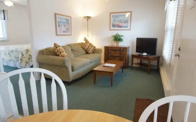 Spindrift Inn