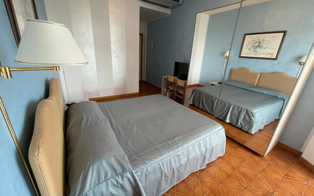 Hotel Universo