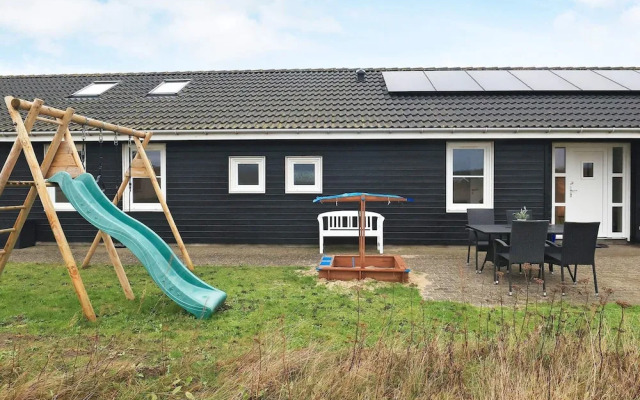 10 Person Holiday Home in Lokken