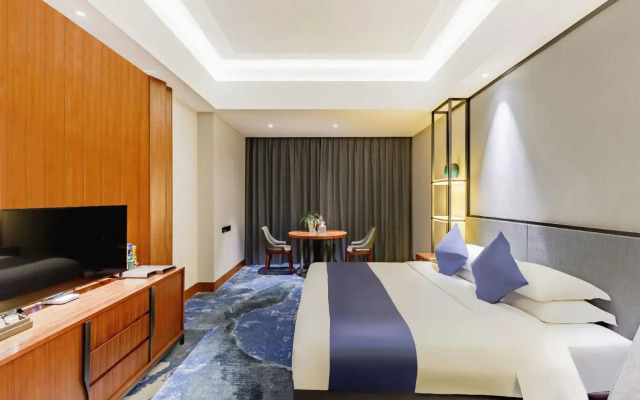 Andeli Hotel