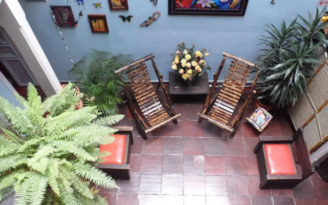 Zohar Hostel