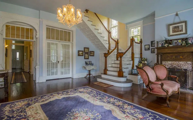 Bisland House Bed and Breakfast