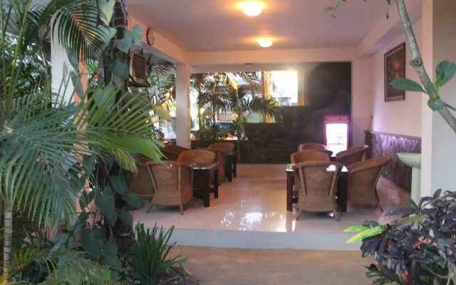 Crown Hotel