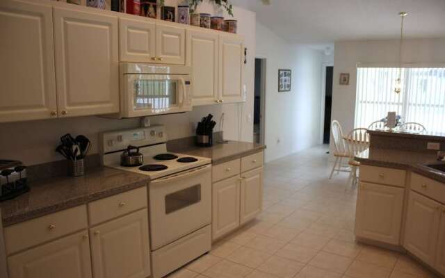 Villa Tineke - Golfcourse - 4 Bedroom