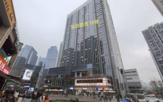 Rsi Hotel