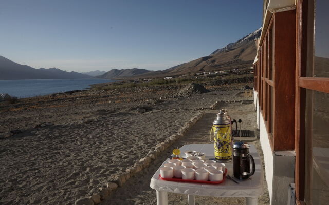 Pangong Holiday Cottages