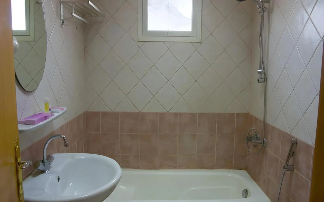 Al Farhan Hotel Suites Al Aqiq