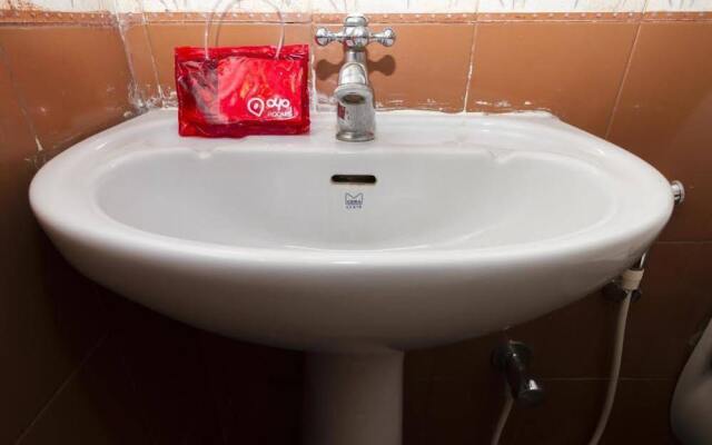 OYO 934 Hotel Spiro Comforts Inn